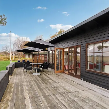 Tornehagen Ii 펜션 Holbæk