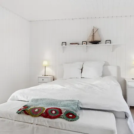 2 Bedroom Awesome Home In Holbaek Tatil Evi Holbæk